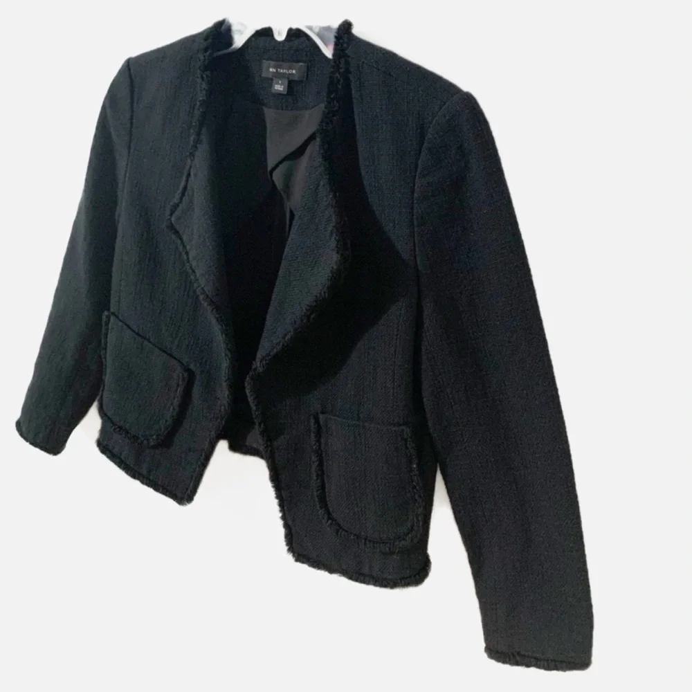 Ann Taylor Cotton Blend Open Front Long Sleeve Crop Waist Blazer Raw Hem Detail